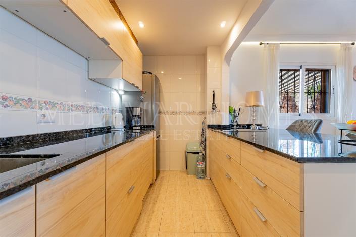Image No.21-2 Bed Townhouse for sale