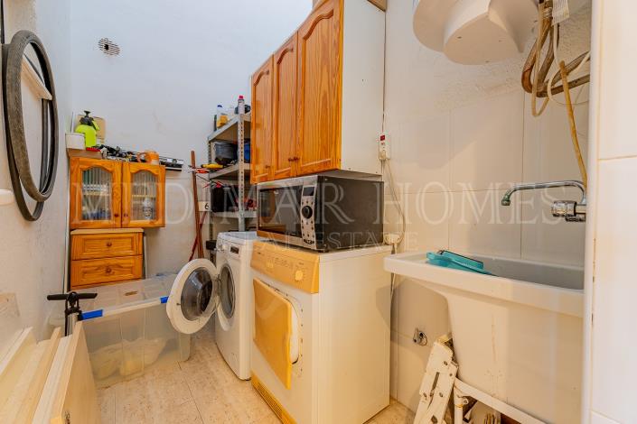 Image No.26-2 Bed Townhouse for sale