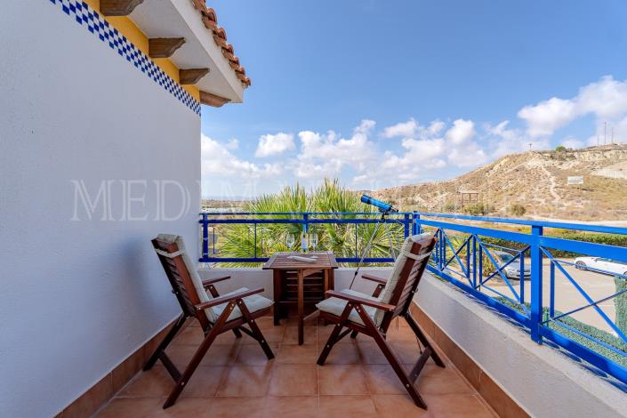 Image No.40-2 Bed Townhouse for sale
