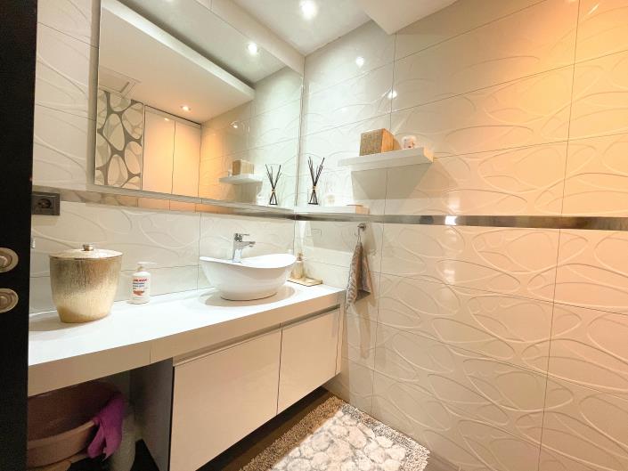 Image No.21-2 Bed Apartment for sale