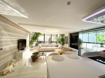 2 Bed Apartment for sale