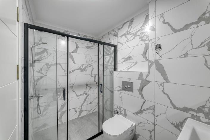 Image No.9-1 Bed Apartment for sale