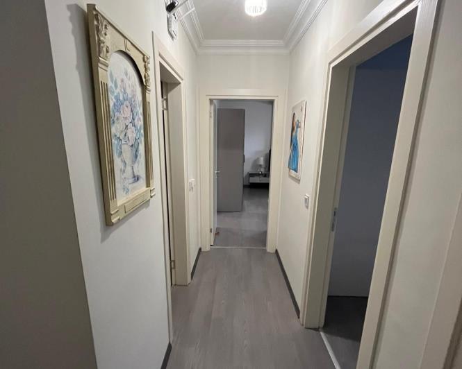 Image No.11-3 Bed Apartment for sale