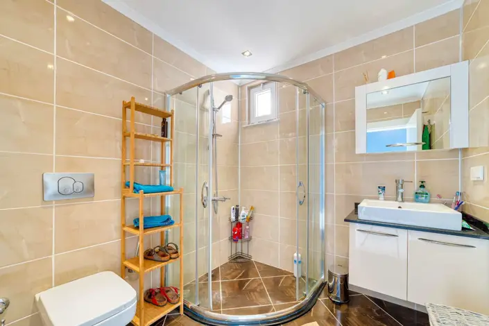 Image No.19-4 Bed Villa for sale