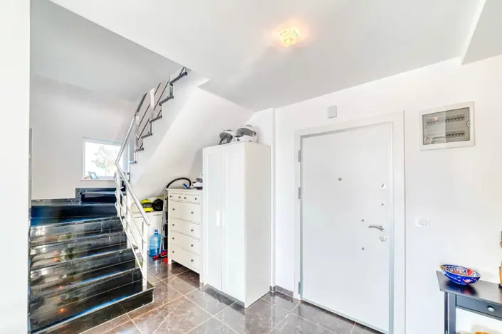 Image No.17-4 Bed Villa for sale