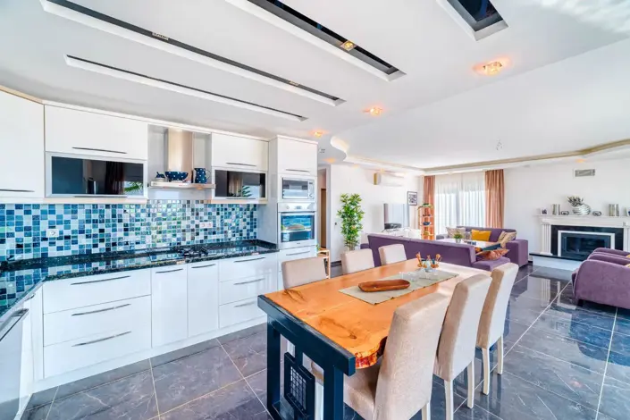 Image No.7-4 Bed Villa for sale