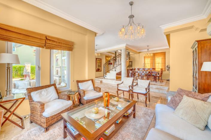 Image No.7-3 Bed Villa for sale