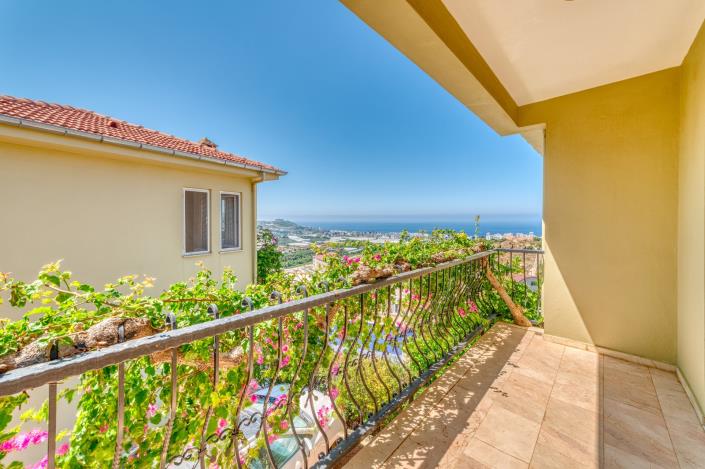 Image No.19-3 Bed Villa for sale