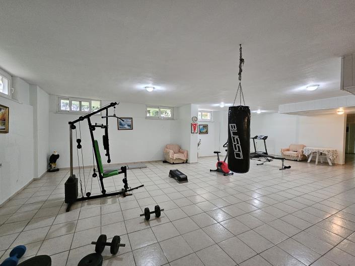 Image No.17-2 Bed Apartment for sale