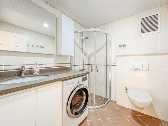 Image No.13-2 Bed Apartment for sale