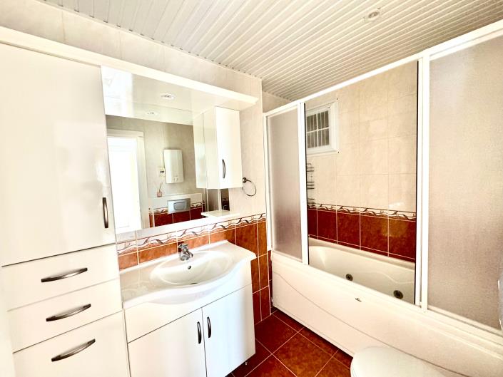 Image No.15-2 Bed Apartment for sale