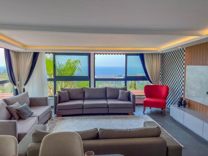 Image No.1-4 Bed Villa for sale