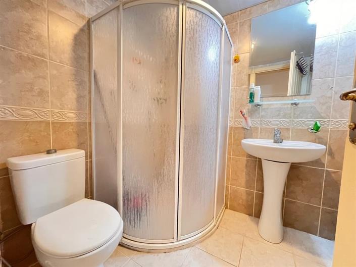 Image No.13-Appartement de 2 chambres à vendre à Cikcilli