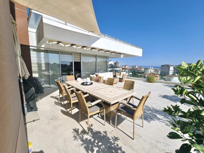 Image No.1-3 Bed Apartment for sale