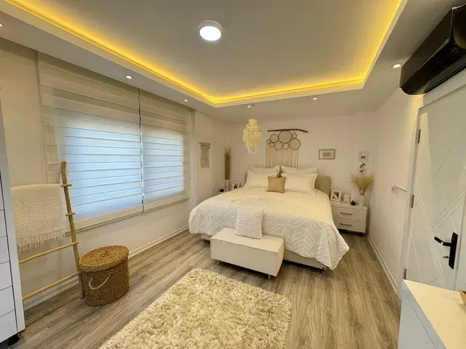 Image No.9-3 Bed Apartment for sale