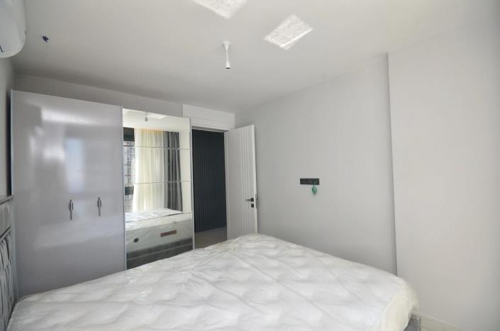 Image No.10-1 Bed Apartment for sale