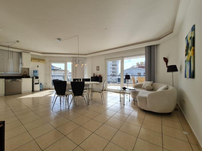 Image No.1-Appartement de 4 chambres à vendre à Cikcilli
