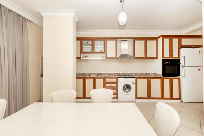 Image No.8-3 Bed Apartment for sale