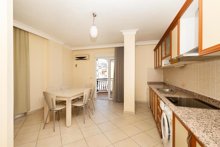 Image No.7-3 Bed Apartment for sale