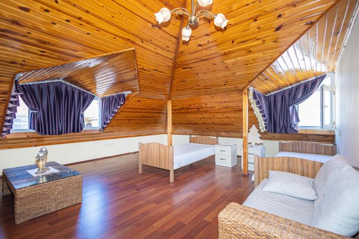 Image No.14-3 Bed Apartment for sale