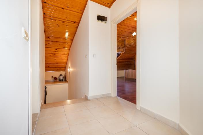 Image No.16-3 Bed Apartment for sale