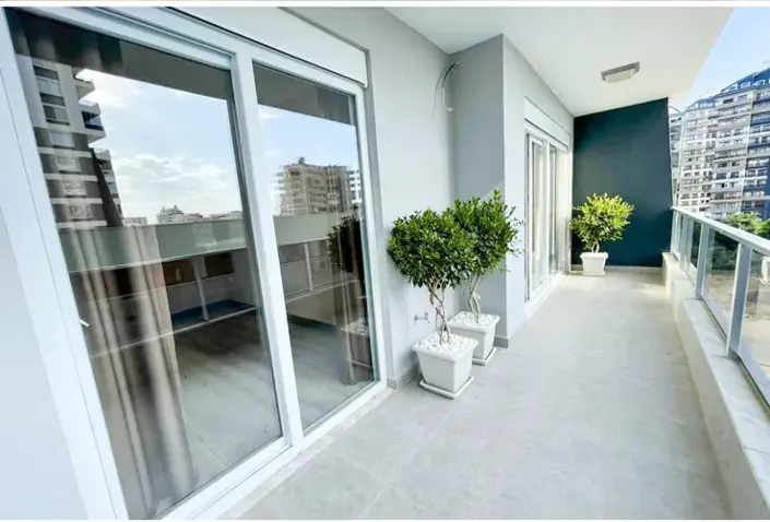 Image No.8-3 Bed Apartment for sale