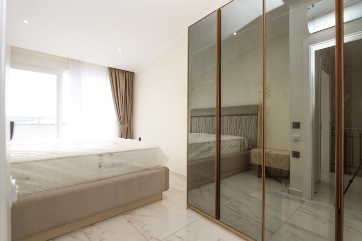 Image No.14-2 Bed Apartment for sale