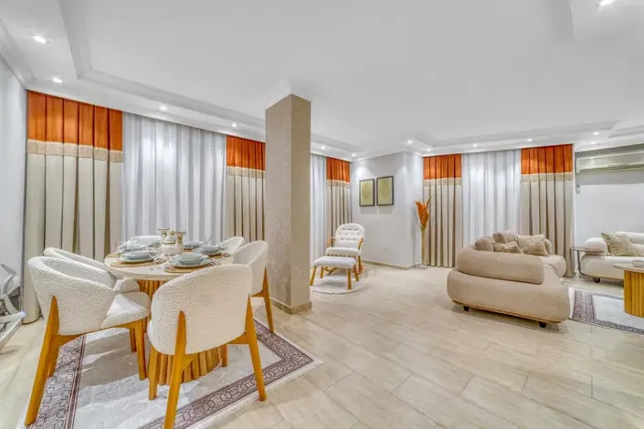 Image No.7-4 Bed Apartment for sale