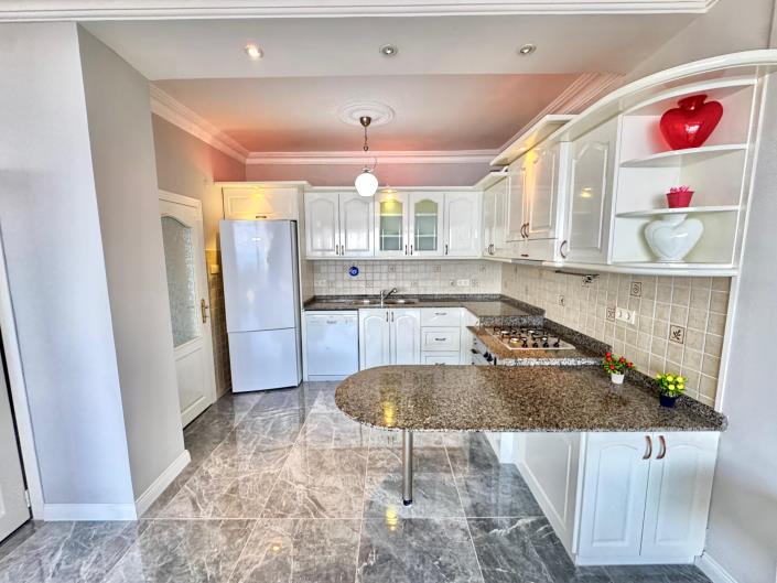 Image No.5-2 Bed Apartment for sale