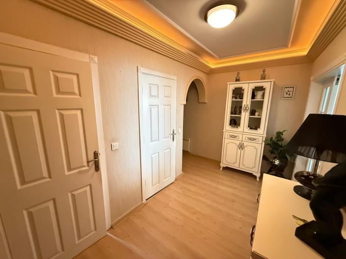 Image No.20-1 Bed Apartment for sale