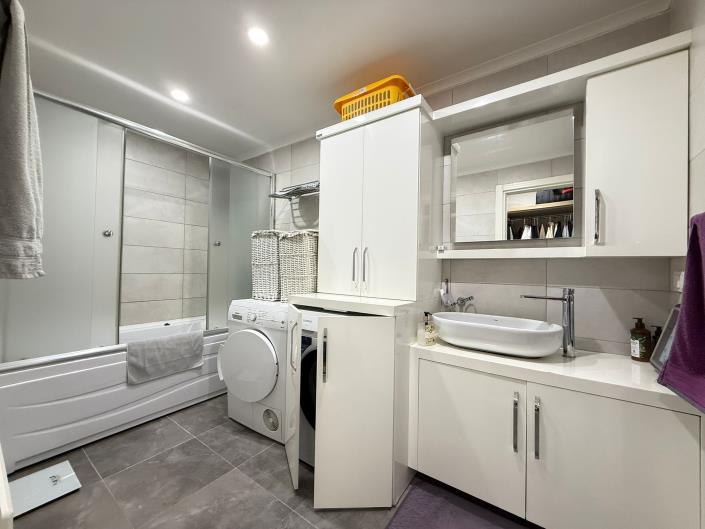 Image No.29-1 Bed Apartment for sale