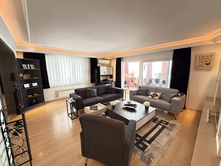 Image No.9-1 Bed Apartment for sale