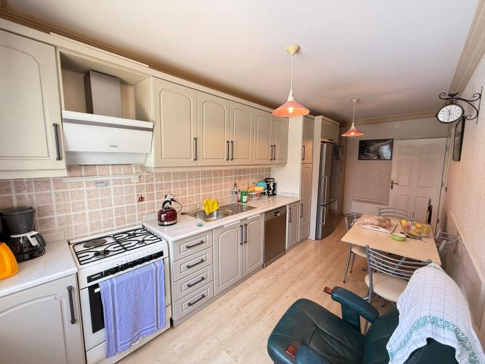 Image No.11-1 Bed Apartment for sale