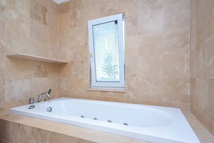 Image No.27-Villa de 4 chambres à vendre à Konakli