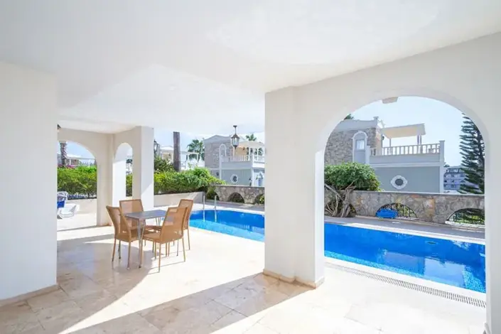 Image No.20-Villa de 4 chambres à vendre à Konakli