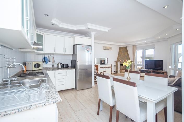 Image No.12-3 Bed Semi-Detached for sale