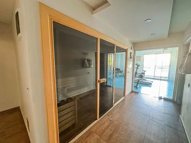 Image No.10-3 Bed Apartment for sale