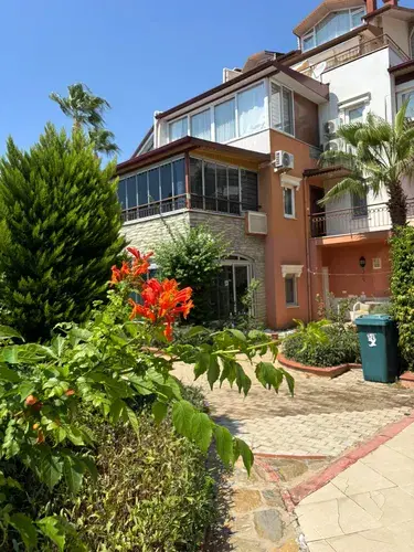 Image No.3-2 Bed Villa for sale