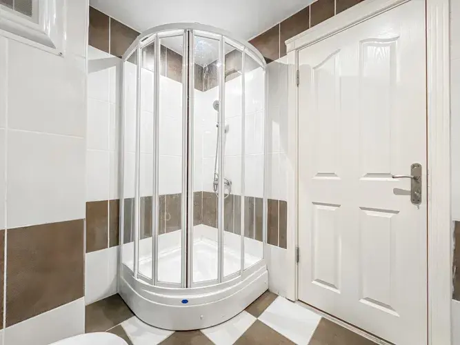 Image No.13-2 Bed Apartment for sale