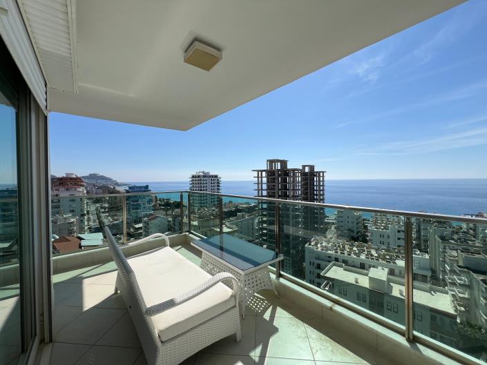 Image No.14-3 Bed Apartment for sale