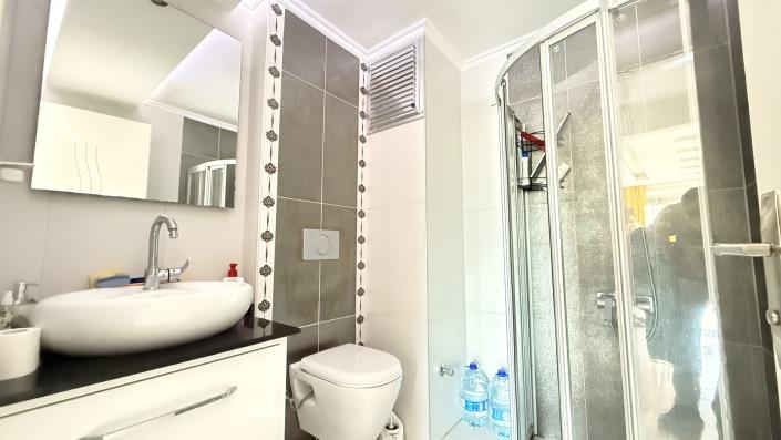 Image No.11-1 Bed Apartment for sale