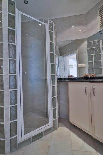 Image No.10-1 Bed Apartment for sale