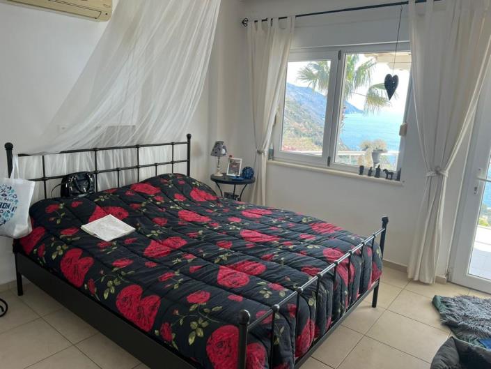 Image No.5-5 Bed Villa for sale