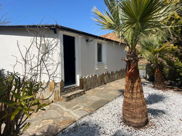 Image No.21-5 Bed Villa for sale