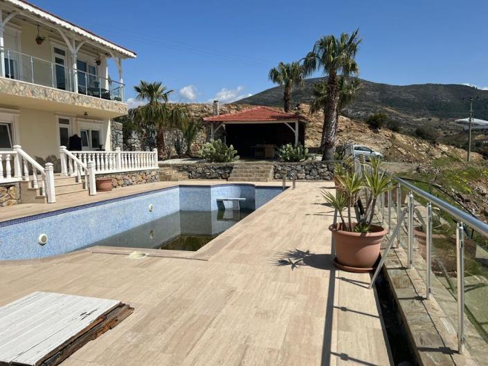 Image No.12-5 Bed Villa for sale