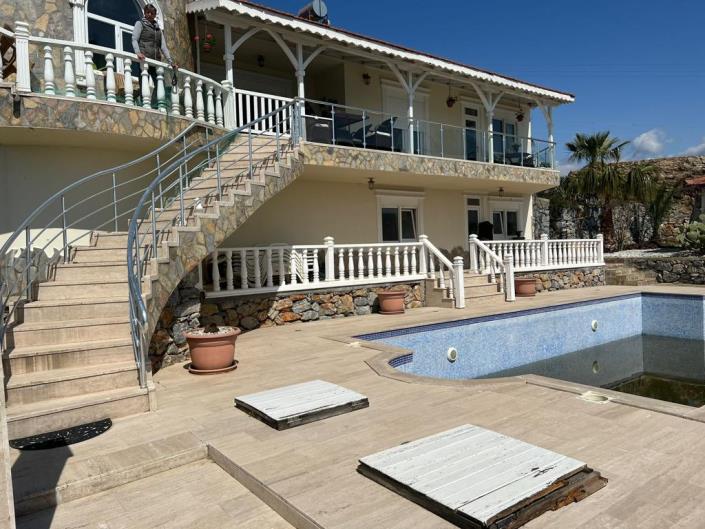 Image No.3-5 Bed Villa for sale