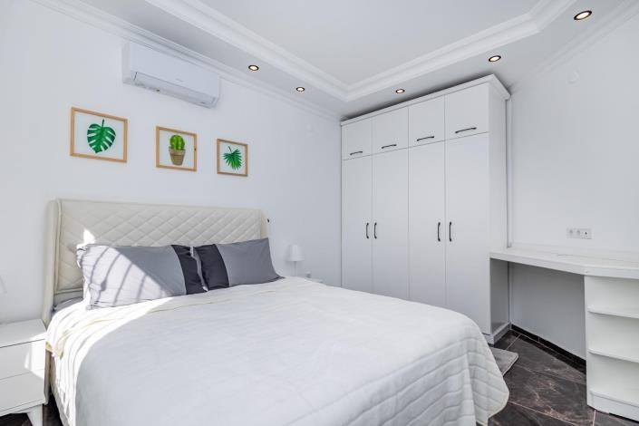 Image No.16-5 Bed Villa for sale