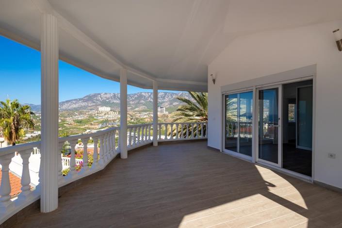 Image No.7-5 Bed Villa for sale