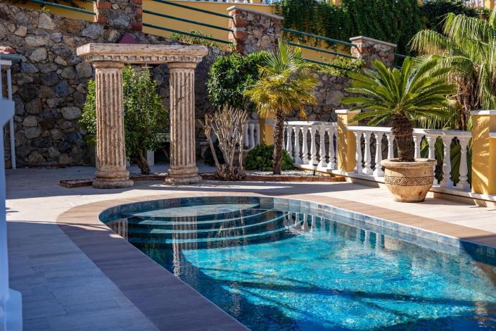 Image No.34-5 Bed Villa for sale