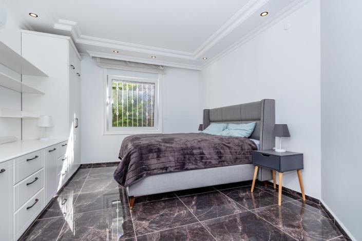 Image No.17-5 Bed Villa for sale